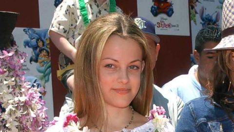 Lisa Marie Presley y Benjamin Keough (der) de niño.