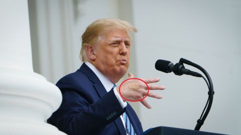 El presidente Trump afirma que está curado de COVID-19.
