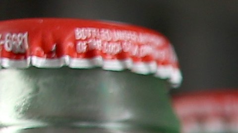 Coca-Cola elimina a Tab, su primer refresco sin azúcar