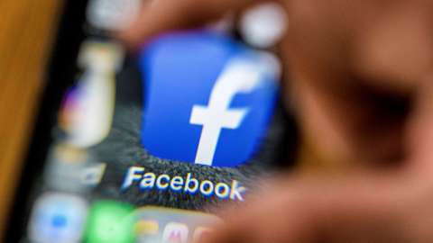Facebook reporta una disminución de hasta 2 millones de usuarios diarios