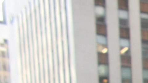 La mexicana Anette Alcalá apuesta a un mejor salario para los trabajadores de los restaurantes.