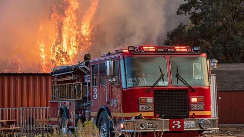 Incendio Bobcat.