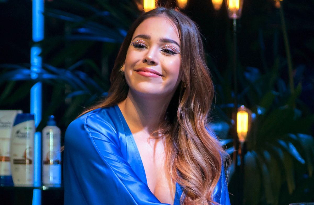 Danna Paola leaves her fans wanting because of her nude outfit