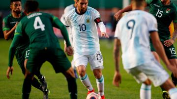 Messi se hizo de palabras con Lucas Nava tras el duelo entre Argentina y Bolivia.