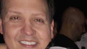 Raúl González junto a su familia