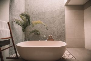 Por qué los japoneses prefieren los baños de tina para mejorar su salud