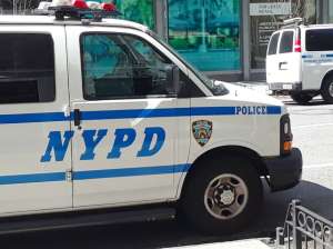 Despiden a oficial de alto rango del NYPD por comentarios racistas
