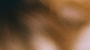 Las hermanas suelen tener una muy buena relación, asegura la madrina de una de ellas.