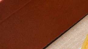 Una rebanada grande te cuesta solo $2 dólares.