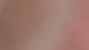 ¿Cuántos brazos tiene esta mujer?