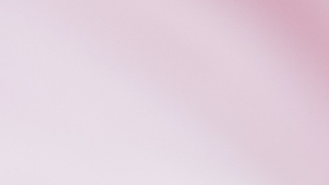 La profesora revisaba el trabajo de su alumna cuando se topó con el desgarrador escrito.