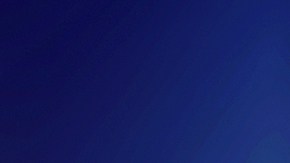 Hay que estar al pendiente de con quién interactúan los niños en Internet.