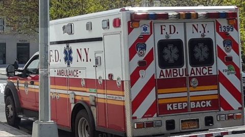 Ambulancia FDNY.