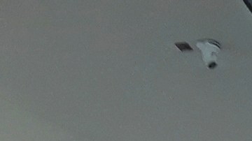 Renovaciones en Aeropuerto LGA, incluyendo fuentes digitales.