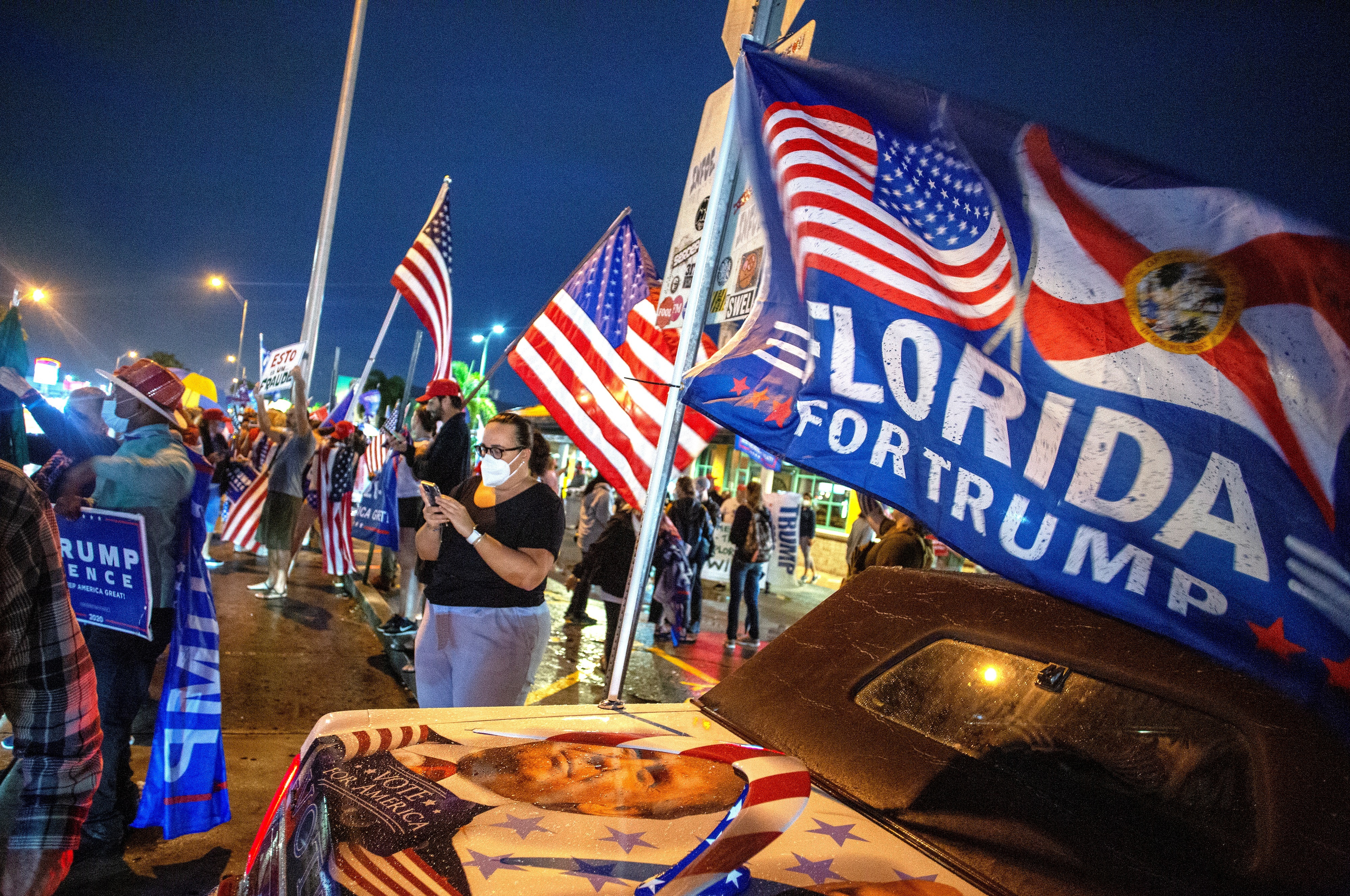 Protesta a favor de Trump en Miami.