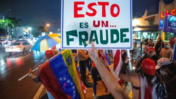 Latinos en Miami en apoyo a Trump.