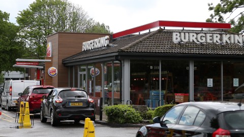 Burger King está pidiendo a sus consumidores comprar en McDonald’s