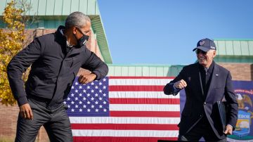 Obama en Michigan junto a Biden.