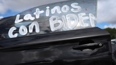 Los latinos fueron clave en varios estados para el triunfo de Biden.