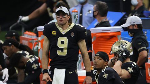 Drew Brees tuvo que salir del partido contra los 94ers en la semana 10.