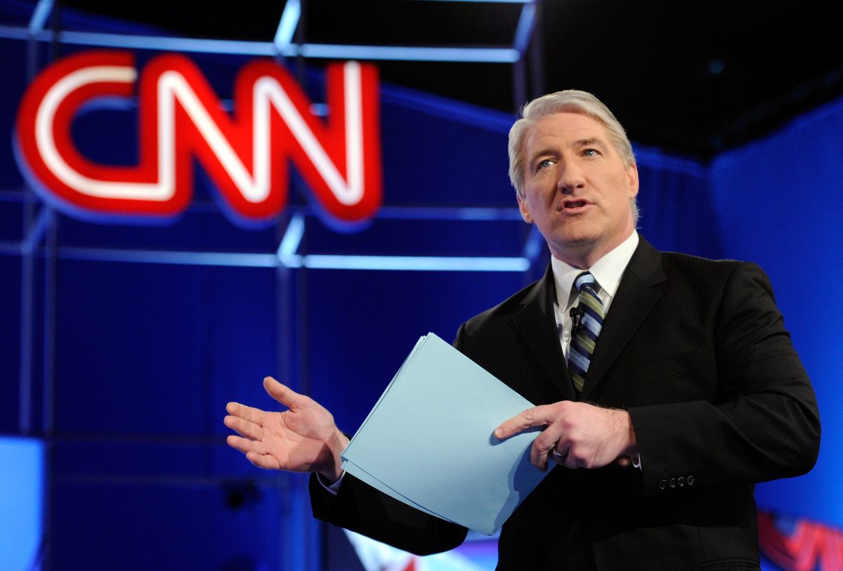 El video de CNN donde el presentador John King realiza una cobertura electoral se ha viralizado en las últimas horas.