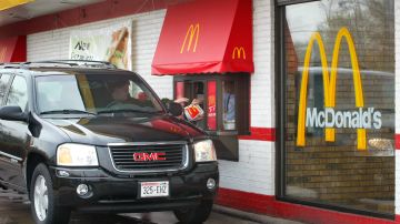 McDonald’s busca hacer del drive-thru un servicio más rápido