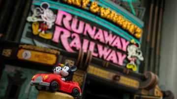 La atracción Mickey and Minnie’s Runaway Railway en Walt Disney World.