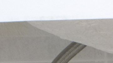 Un estudio de la Universidad de Stanford recomienda elevar levemente los pies para poder evacuar con más facilidad.