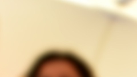 La joven madre nunca se imaginó que su parto se adelantaría.