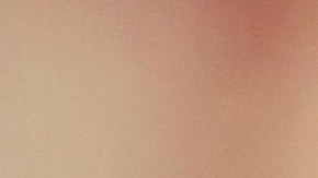 Lo que sería un momento sensual terminó bastante mal.