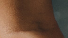 La esposa es considerada como una "cazafortunas".