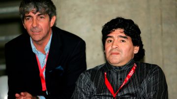 Paolo Rossi y Diego Maradona en 2005. El italiano murió hoy.