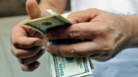 Cantidad máxima de dinero que podrías obtener con un cheque de estímulo de $600 y $2000 dólares