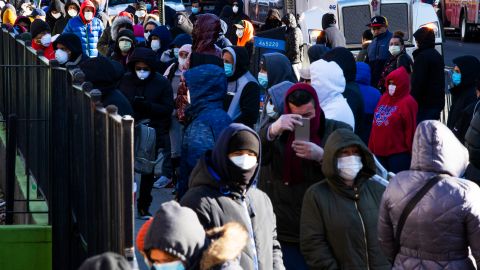 NEW YORK, NY - MARCH 24: People line up outside Elmhurst Hospital to get tested due to coronavirus outbreak on March 24, 2020 in Queens, New York City. New York City has about a third of the nation’s confirmed coronavirus cases, making it the center of the outbreak in the United States. (Photo by Eduardo Munoz Alvarez/Getty Images)