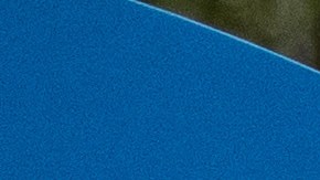 Una pareja y su bebé en Japón.