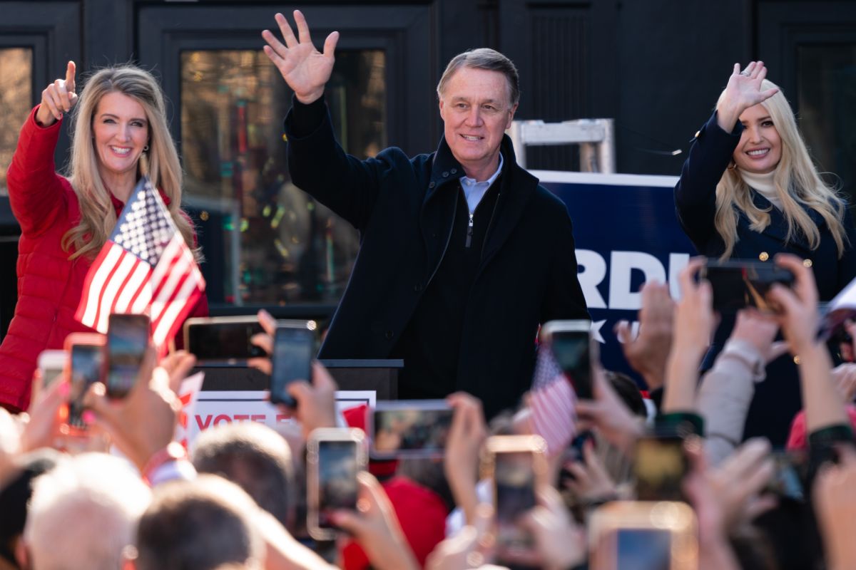 Senador David Perdue entra en cuarentena a 5 días de las elecciones