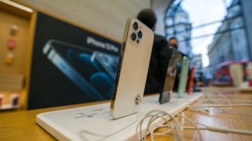 Apple en Italia recibe una multa de $12 millones de dólares