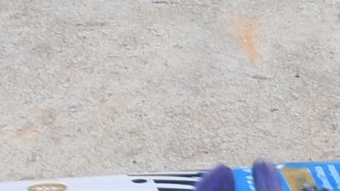 Los aficionados continúan manifestándo su admiración a Diego Armando Maradona.