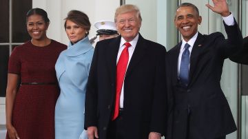 Los Obama y los Trump en enero de 2017.