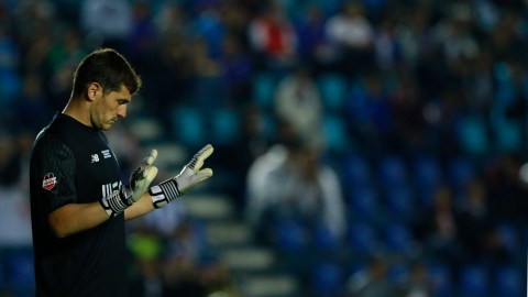 Iker Casillas recibió 17 goles de los 644 de Leo.