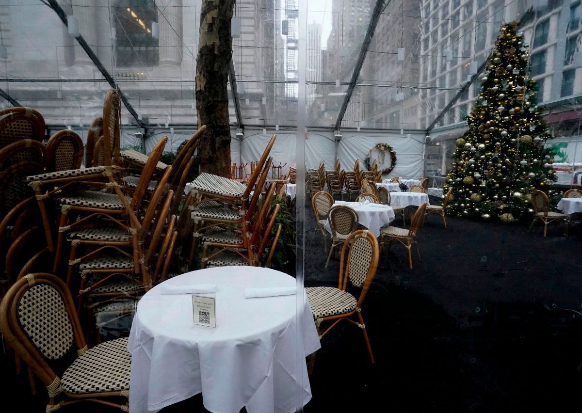 La Ciudad ordenó el cierre de los restaurantes el miércoles a partir de las 2 p.m. por la nevada. 