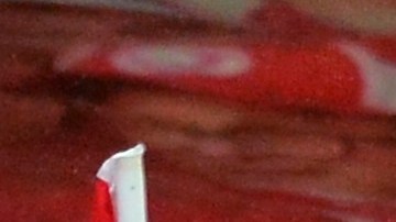 Tévez mostró el jersey de Boca que Maradona usó en la campaña 1981-82.