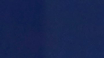 La imagen exacta el choque que le costó el retiro a Ryan Mason (der).