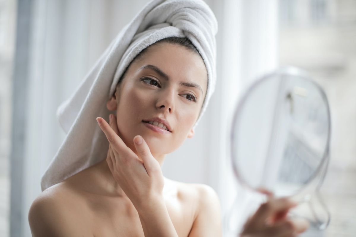 Se recomienda estar muy atentos al aspecto de la piel luego de terminar la limpieza facial.