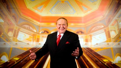 Sheldon Adelson en uno de sus casinos.