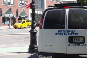 Madre de 20 años murió baleada paseando a su bebé en Nueva York; policía busca a su ex pareja