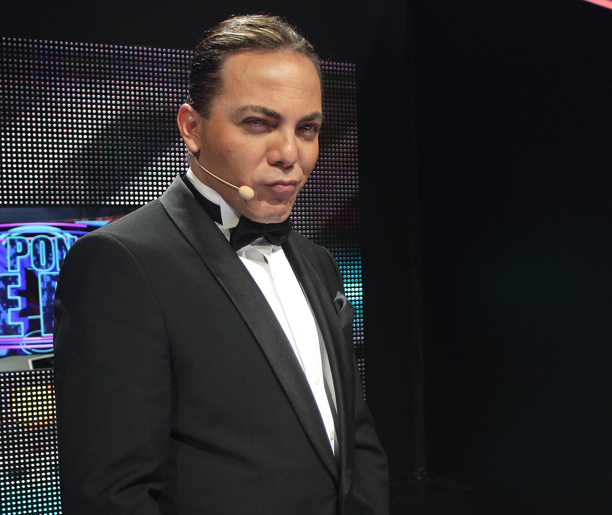 Video: Cristian Castro sorprende con cambio de look y lo comparan con  'Beetlejuice' - El Diario NY