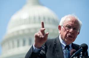 Bernie Sanders explica cómo los demócratas podrían aprobar tercer cheque de estímulo sin republicanos