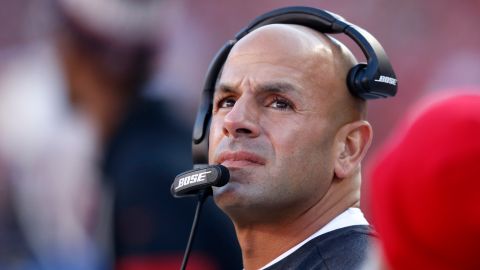 Robert Saleh condujo a la defensa de los 49ers durante cuatro temporadas.