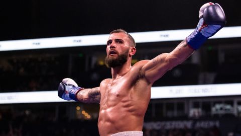 Caleb Plant es el campeón supermediano de la FIB.